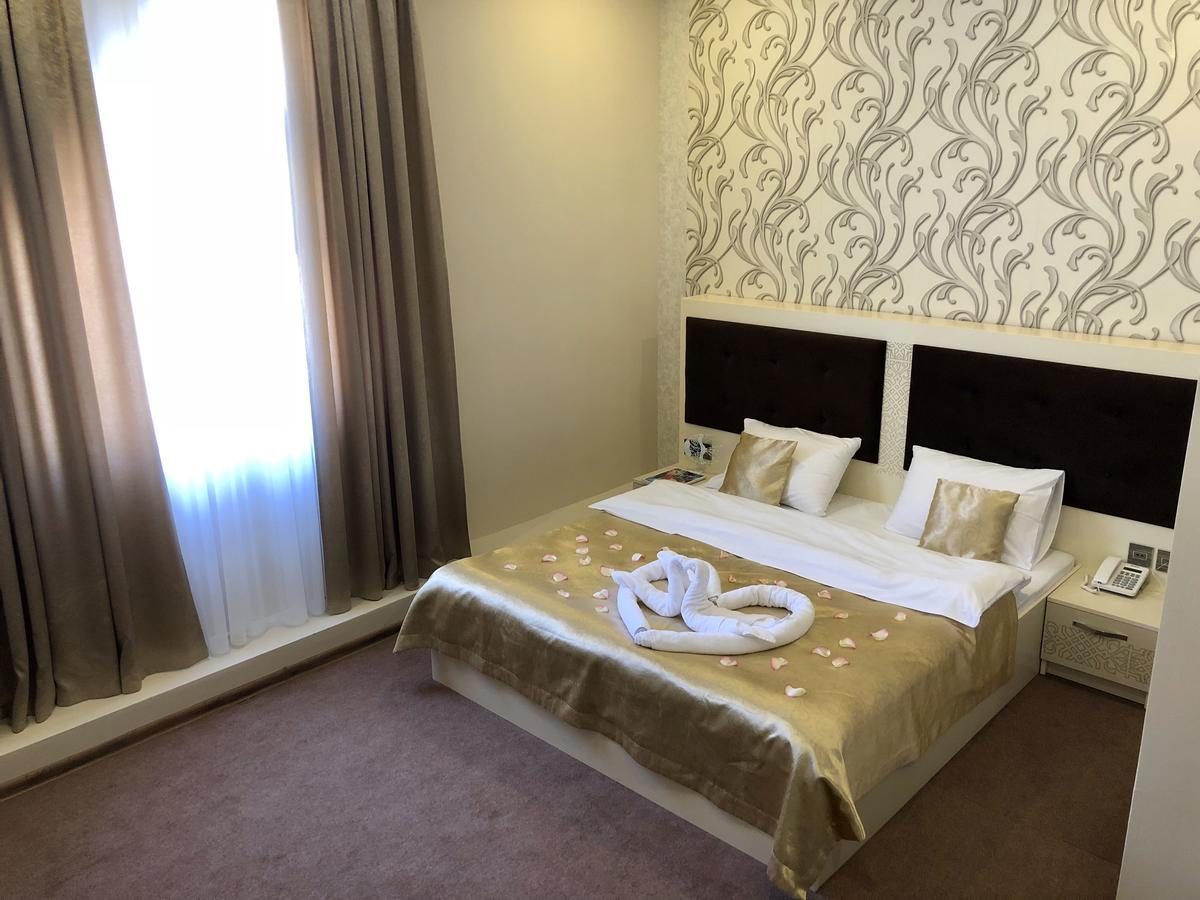 Khaghani Center Hotel บากู ภายนอก รูปภาพ