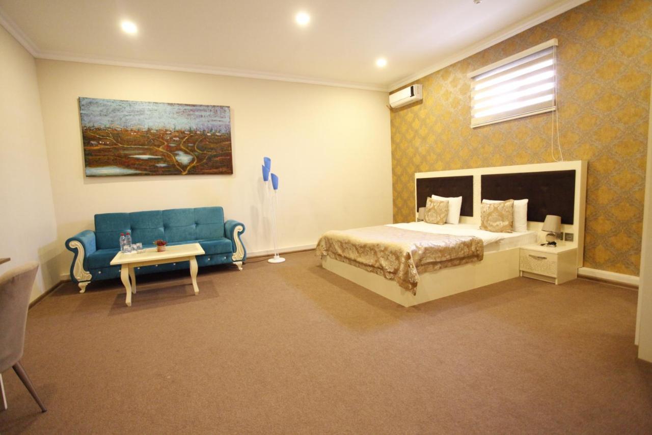 Khaghani Center Hotel บากู ภายนอก รูปภาพ