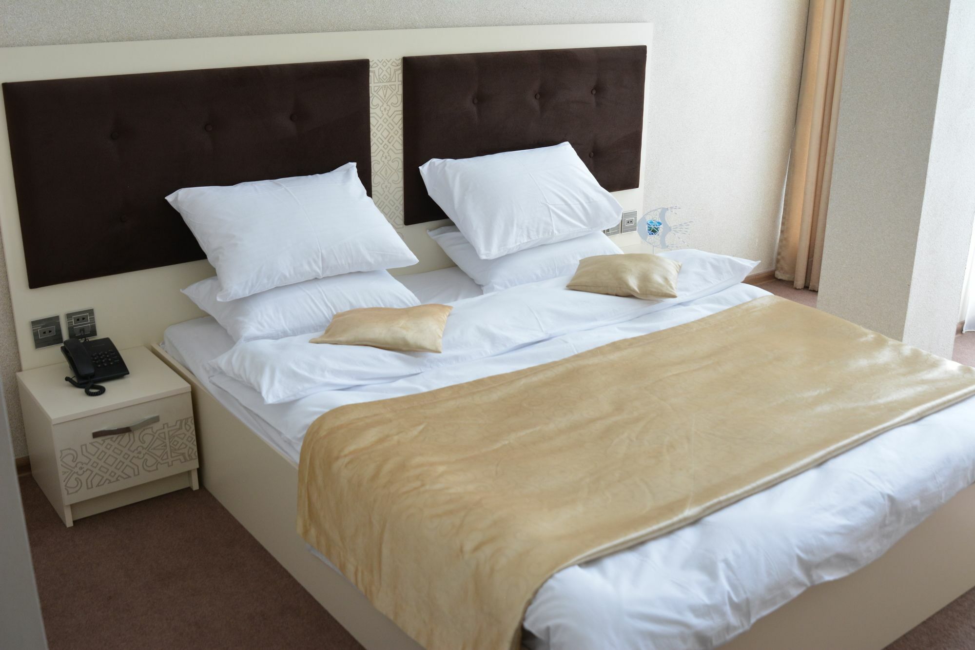 Khaghani Center Hotel บากู ภายนอก รูปภาพ