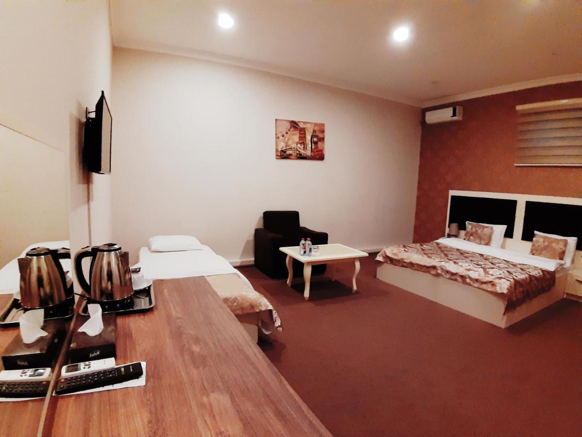 Khaghani Center Hotel บากู ภายนอก รูปภาพ